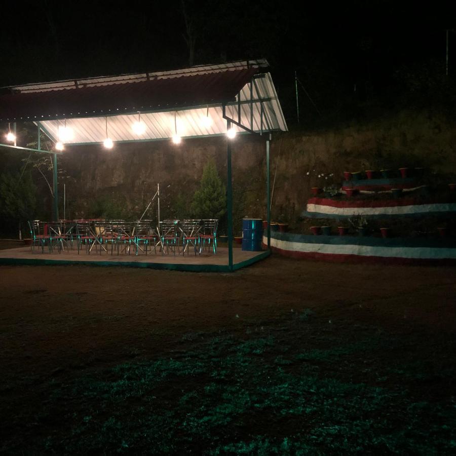 Nakshatra Resort Kunihar エクステリア 写真