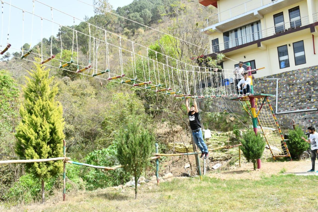 Nakshatra Resort Kunihar エクステリア 写真